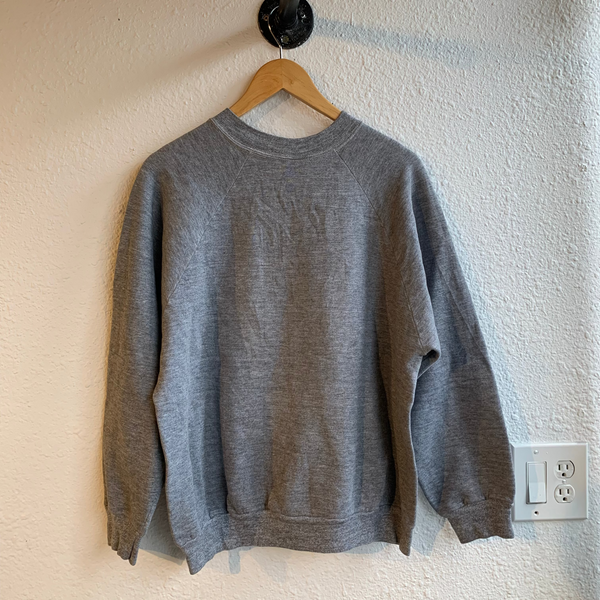 VTG 80's Gray Yellowstone Sweatshirt - L