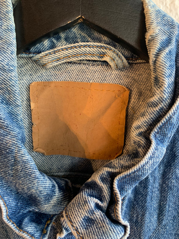 VTG - 80s 90s Levi's 70506 Denim Trucker Jacket Mens Blue Botton Front USA #068