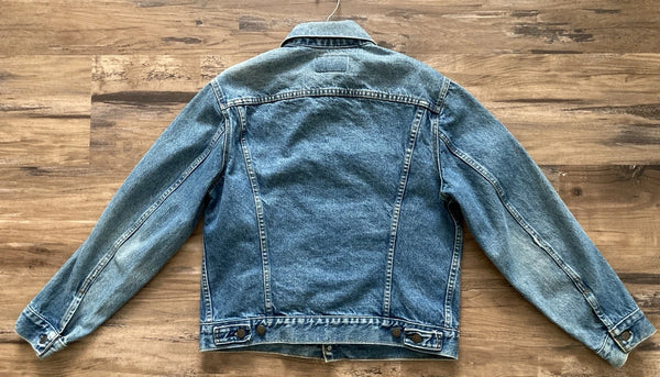 VTG Levi's Denim Faded & Distressed USA Trucker Jacket #101