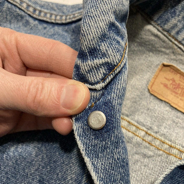 VTG Levi's Denim Faded & Distressed USA Trucker Jacket #101