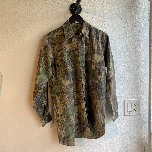 VTG 90's Camo Button Up #055